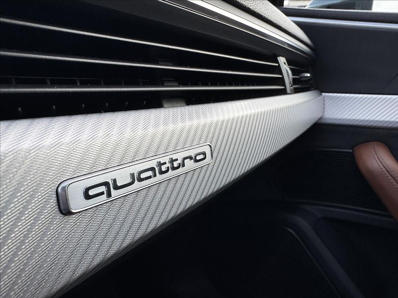 Audi A5 3.0 TDI quattro S-line - fotka 22 z 24