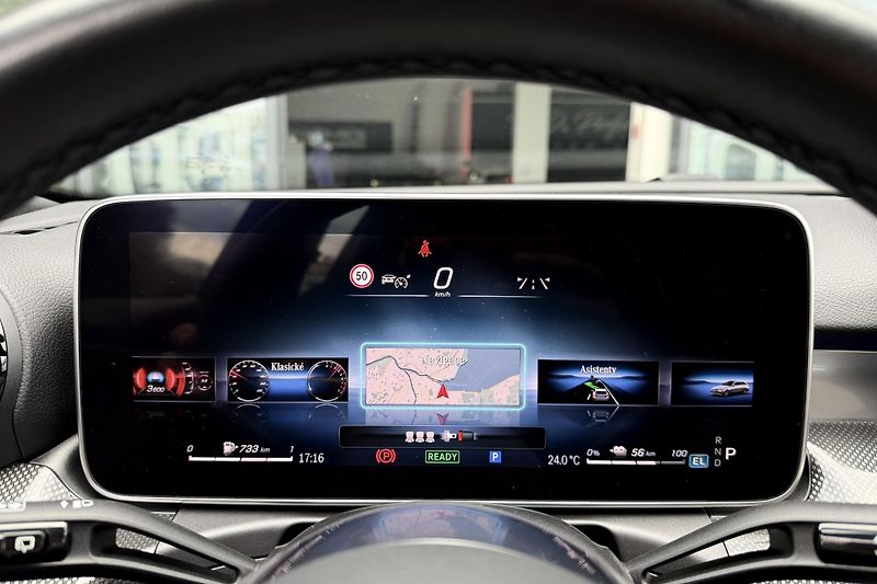Mercedes-Benz Třídy C (2024) C 300 de 4Matic EQ - fotka 54 z 100