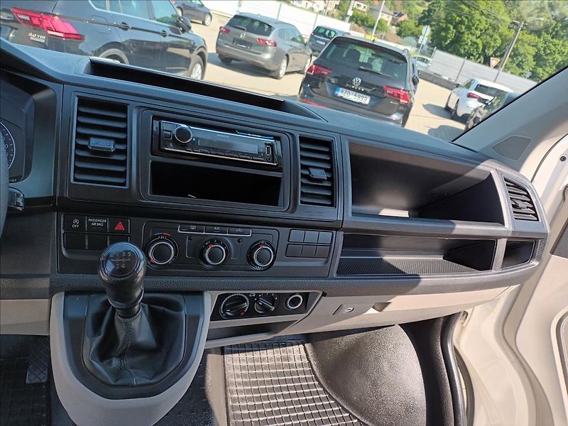 Volkswagen Transporter 2,0 TDI,ČR,8MÍST,TAŽNÉ,SERVIS, - fotka 13 z 45