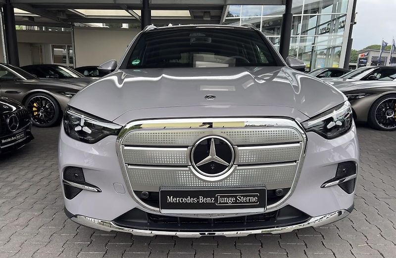 Mercedes-Benz GLC 400 4M Avantgarde Burm Pano DI - fotka 2 z 25