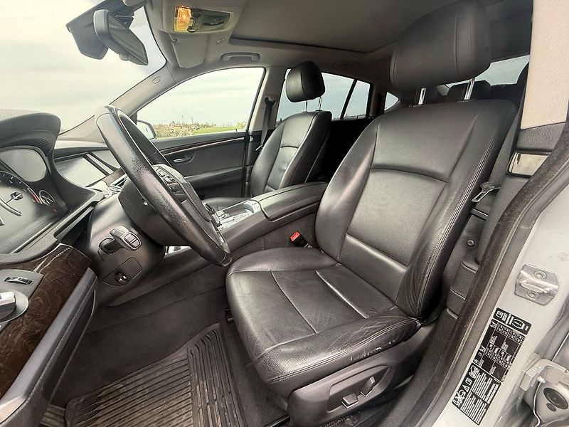 BMW Řada 5 530 GT X-DRIVE - fotka 10 z 23