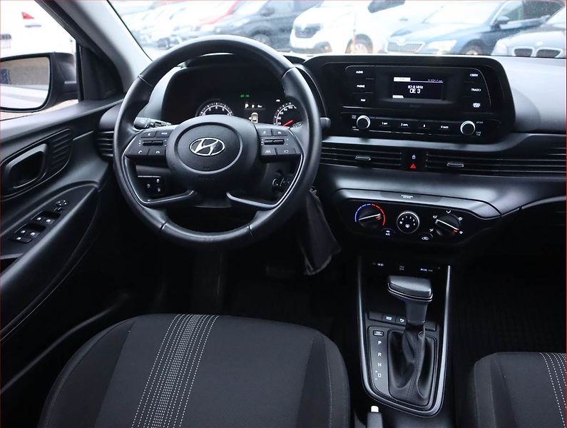 Hyundai i20 (2022) Comfort 1.0 T-GDI, Automat - fotka 7 z 19
