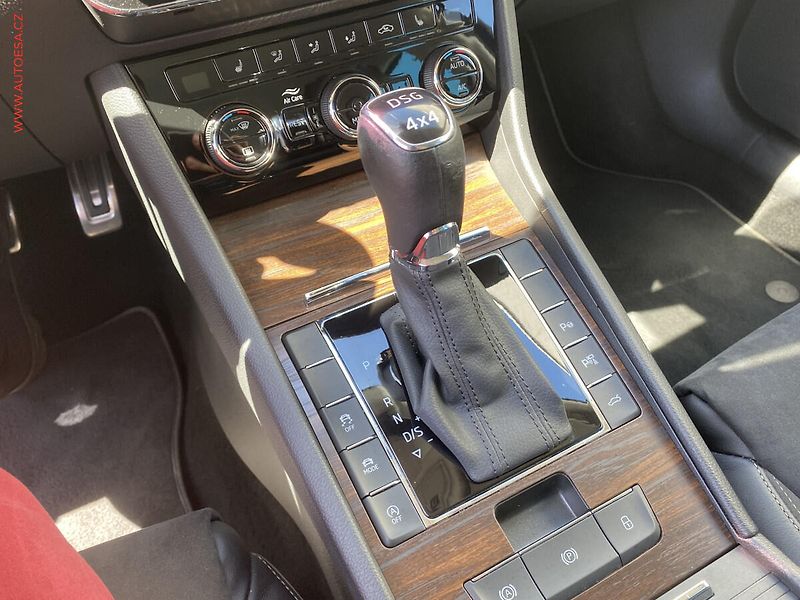 Škoda Superb (2021) 2.0 TDi 4x4, 2.maj,ČR, Scout - fotka 16 z 21