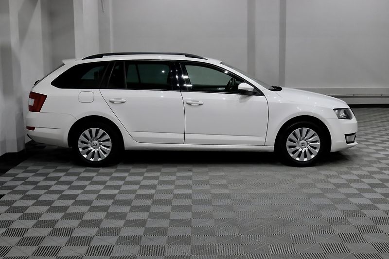 Škoda Octavia 3 Combi 1.4 TSI 103 kW - fotka 4 z 25