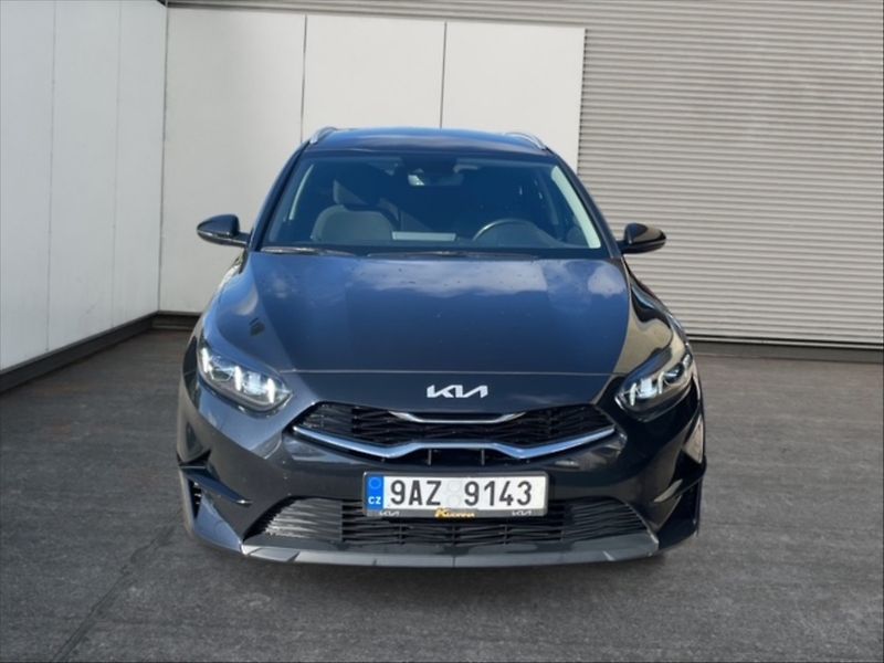 Kia Ceed 1,0 T-GDI 88 Top - fotka 2 z 11