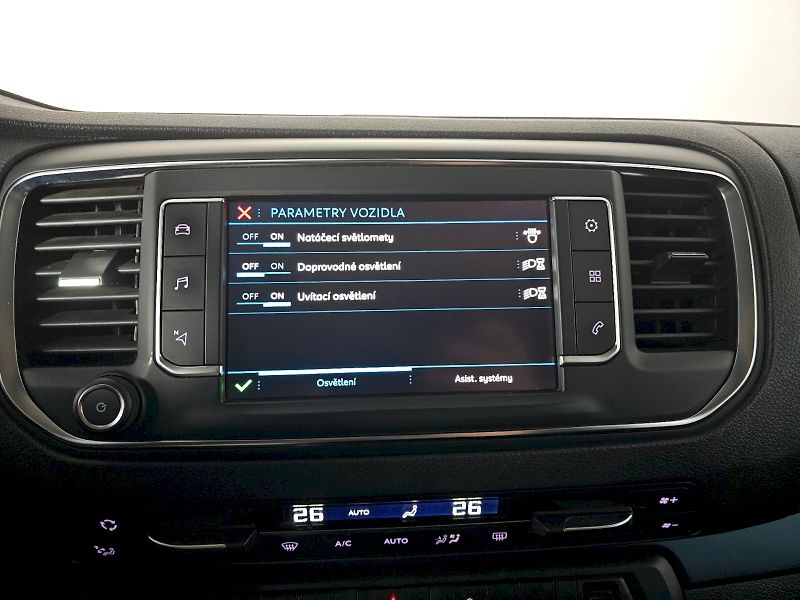 Peugeot Traveller (2017) 2.0HDi 130kW 8AT 8MÍST - fotka 17 z 30