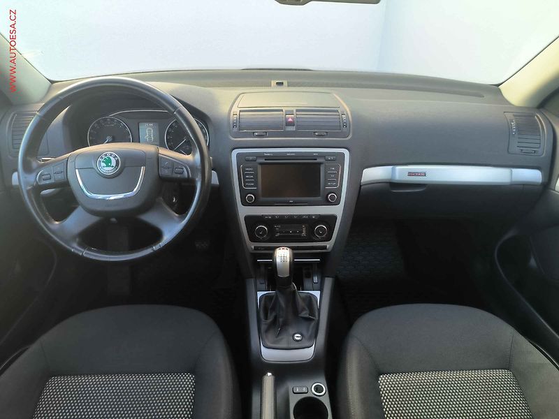 Škoda Octavia (2010) 2.0TDi 4x4, ČR, Scout, bixen - fotka 8 z 17
