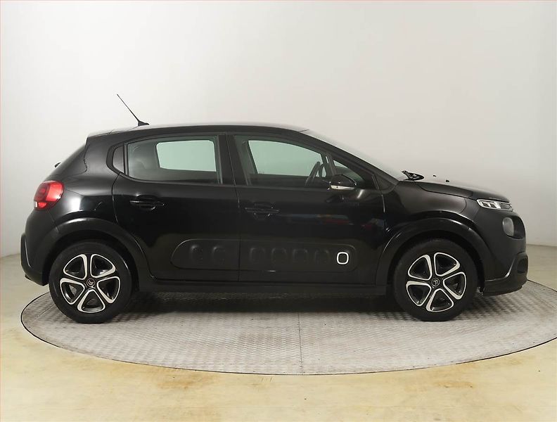 Citroën C3 (2019) 1.2 PureTech, ČR,1.maj - fotka 6 z 22