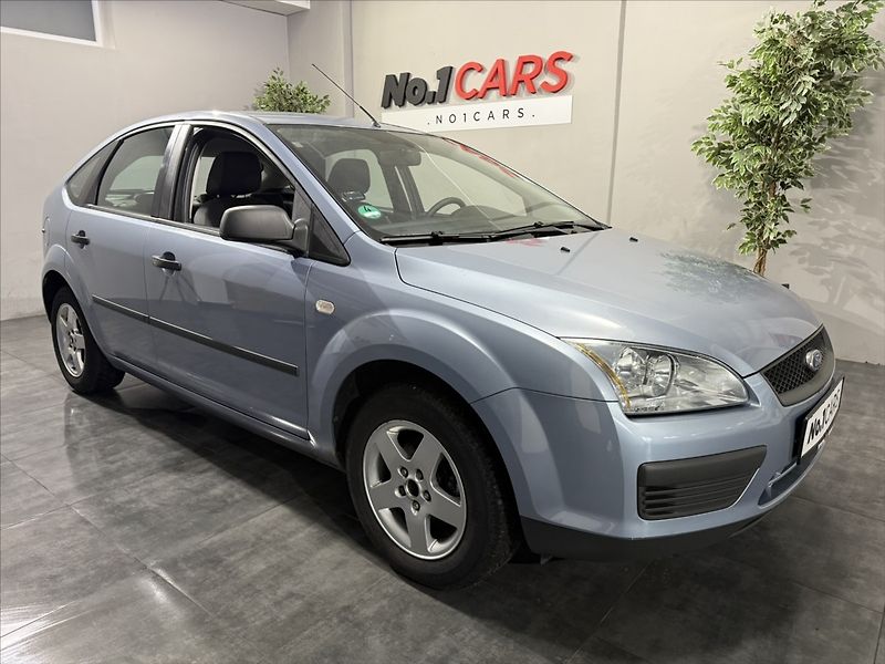 Ford Focus 1,6   i KLIMA STK 02/28 ALU - fotka 2 z 17