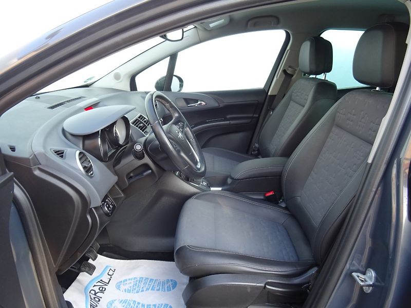 Opel Meriva (2013) 1.4i,88kW,S.kniha,tažne,klima - fotka 11 z 24