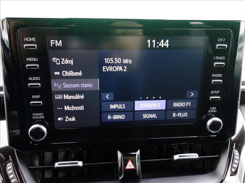 Toyota Corolla 2,0 STYLE TOURING SPORTS - fotka 21 z 44