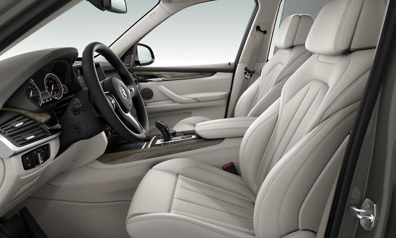 BMW X5 xDrive40d - fotka 4 z 6