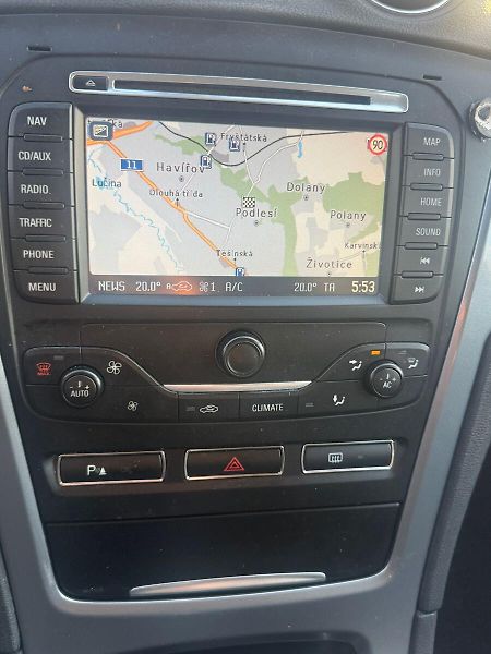 Ford Mondeo 2,0 TDI KOMBI TAŽNÉ 2X KOLA - fotka 11 z 13