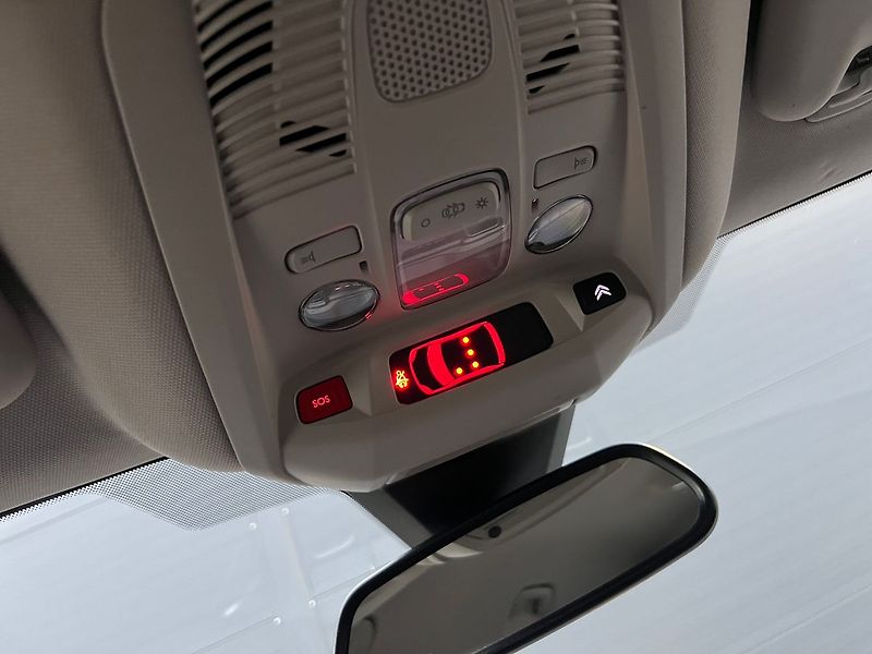 Citroën C5 Aircross (2019) 1.2 PureTech 96kW SHINE - fotka 45 z 49