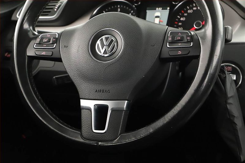 Volkswagen Passat (2013) Highline 2.0 TDI, 4X4 - fotka 8 z 16
