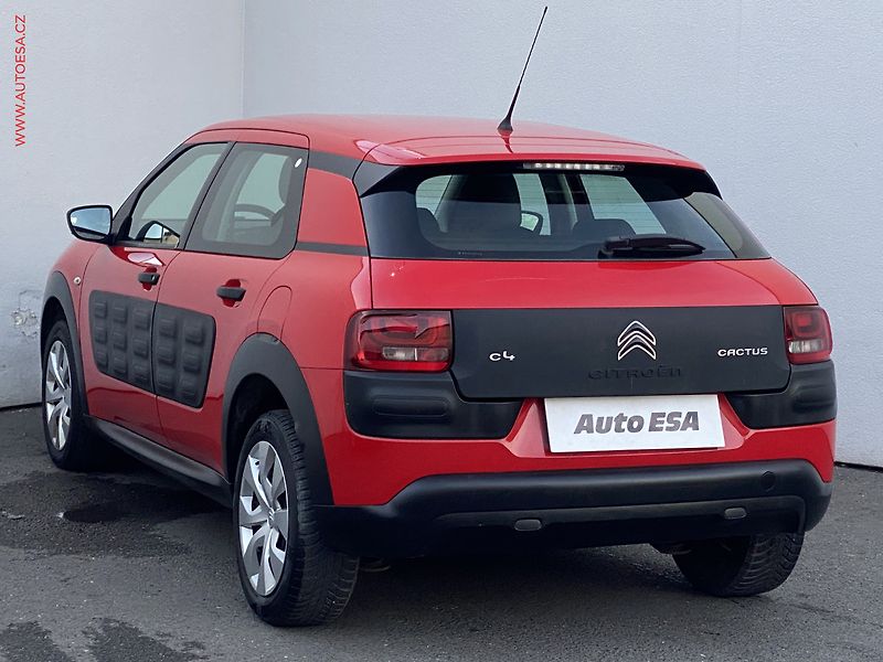 Citroën C4 Cactus (2017) 1.2 PT, Feel - fotka 6 z 14