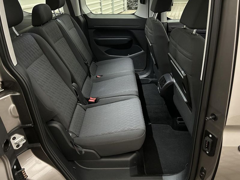 Volkswagen Caddy 2.0 TDI Life - fotka 8 z 22