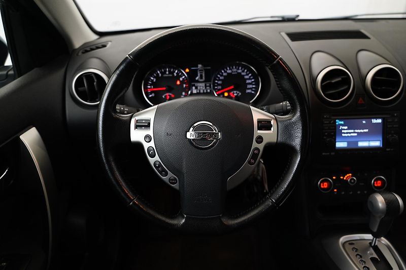 Nissan Qashqai - fotka 19 z 27