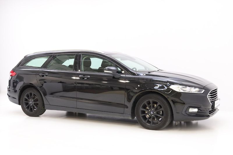 Ford Mondeo (2020) AT8, park. kamera, servis, zár - fotka 4 z 19