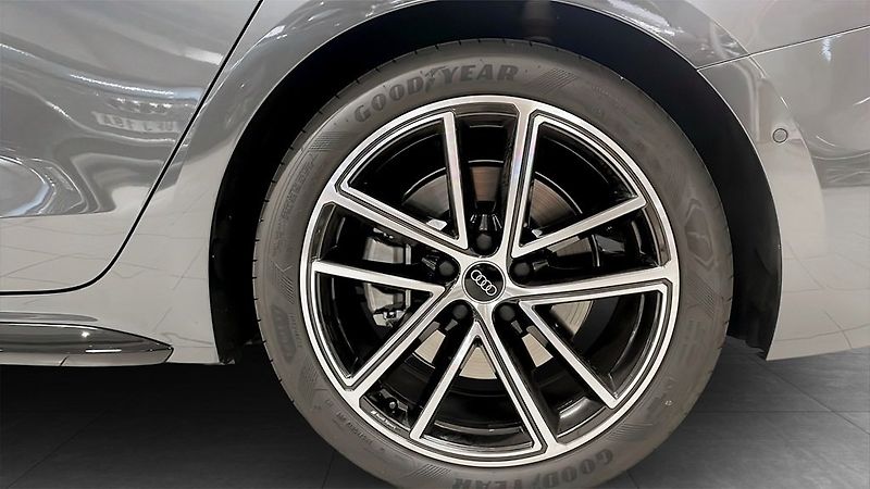 Audi A5 E-Hybrid S-line Tech Plus B&O - fotka 6 z 13