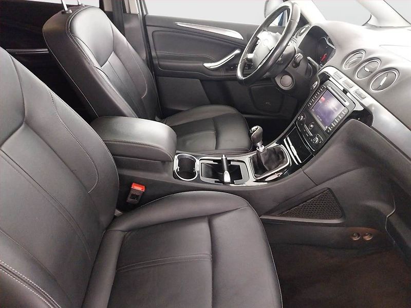 Ford S-MAX (2014) 1.6 TDCi, Navi, Tempomat - fotka 9 z 19