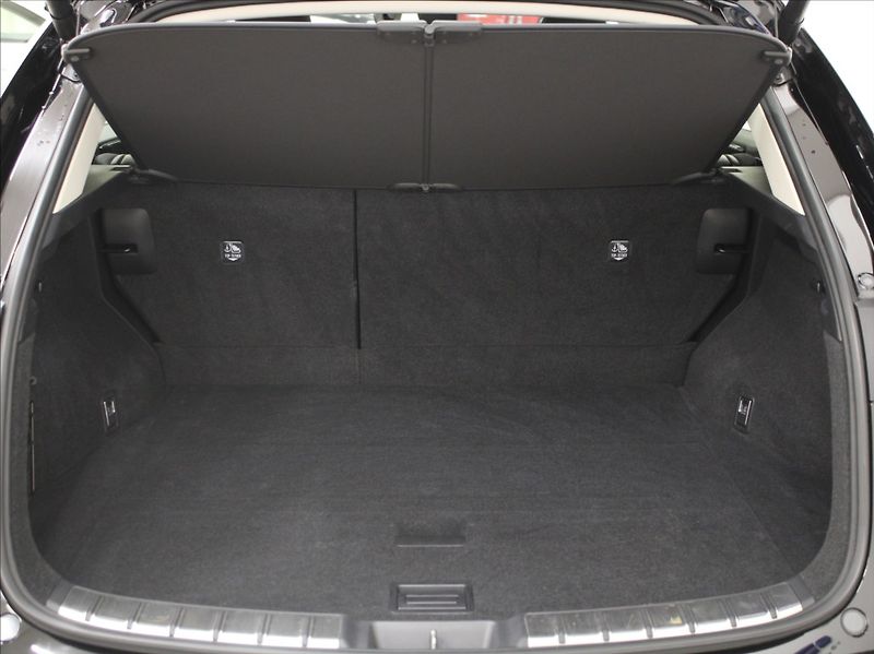 Lexus NX 350h 2,5 Hybrid Comfort TOP 29tkm. - fotka 21 z 24