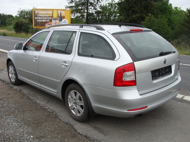 Škoda Octavia 1.4 TSi, 90 kW, klimatizace - fotka 3 z 27