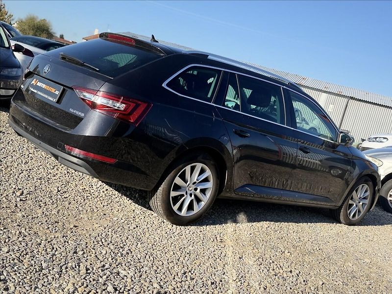 Škoda Superb 1,4 TSI 110kW MANUÁL BI-XENON - fotka 5 z 23