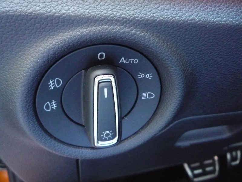 Škoda Kamiq (2025) 1,5TSi 110kW DSG MONTE CARLO - fotka 8 z 25
