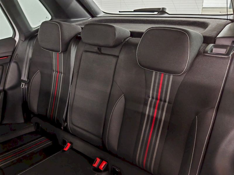 Škoda Kamiq (2025) 1.0 TSI 85 kW Monte Carlo - fotka 24 z 29