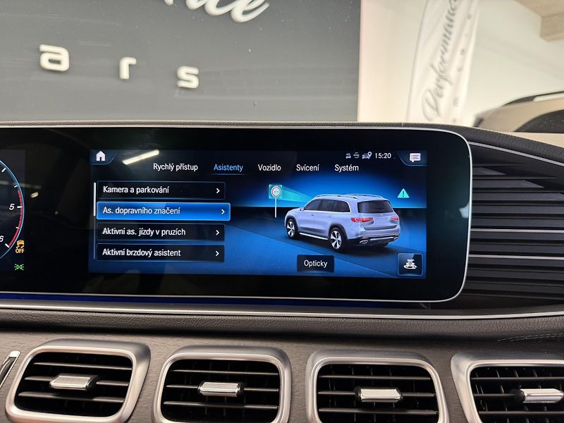 Mercedes-Benz GLS (2019) GLS 400d 4Matic AMG Line - fotka 83 z 111