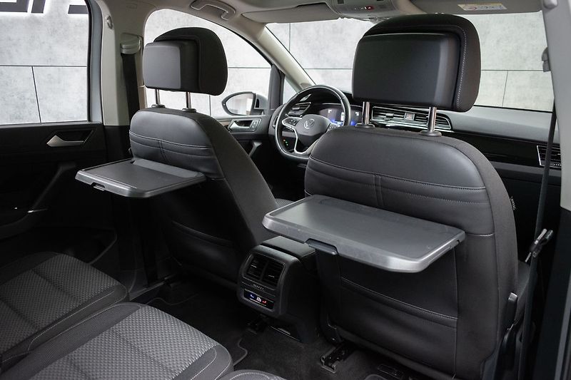 Volkswagen Touran 2.0TDI TAŽNÉ*WEBASTO*DPH*ČR 1M - fotka 16 z 51
