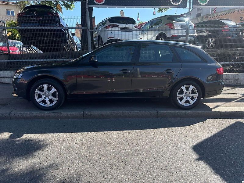 Audi A4 1.8TSi/2010/S.KNIHA-MAN6-2.MAJ - fotka 3 z 46