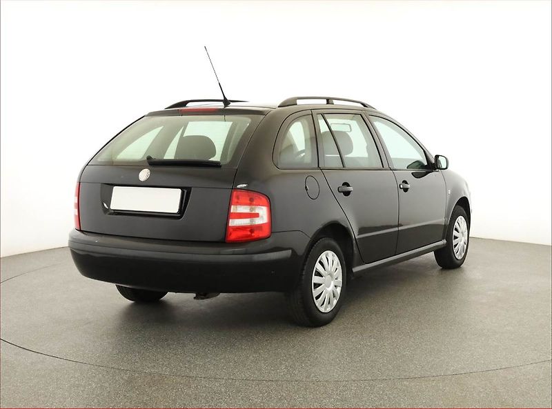 Škoda Fabia (2008) 1.4 16V, Serv.kniha, nová STK - fotka 5 z 14