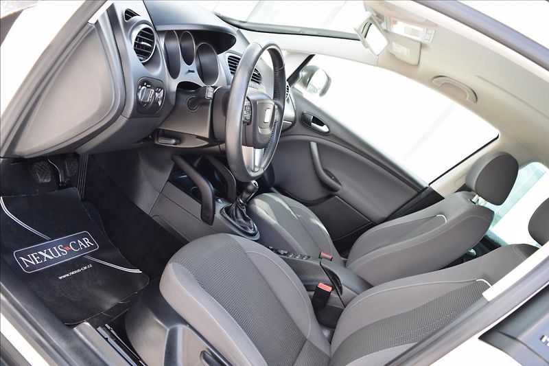 Seat Altea 1,2 TSI 77KW PO ROZVODECH - fotka 15 z 51