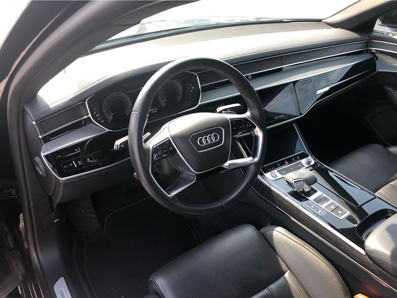 Audi A8 55 TFSI 250 KW Quattro - fotka 5 z 30