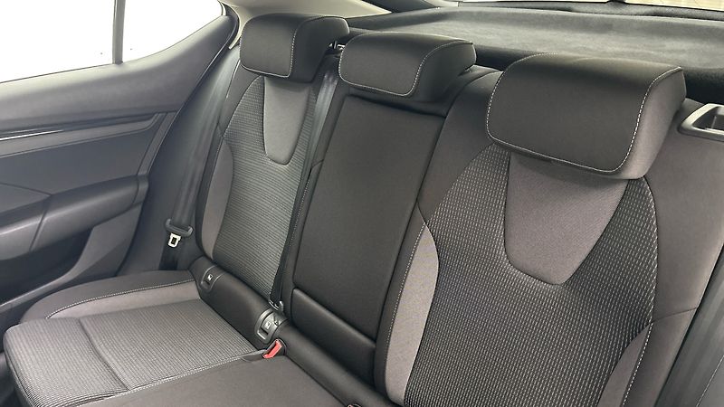 Škoda Octavia 2.0 TDI DSG Ambition - fotka 16 z 23