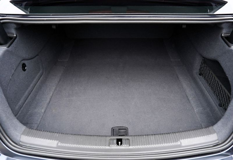 Audi A6 2.8 FSI /S-tronic/kůže/205PS - fotka 12 z 40