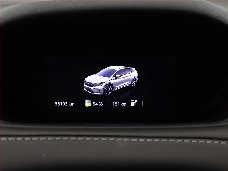 Škoda Enyaq (2023) Sportline iV 60 (62 kWh) - fotka 9 z 23