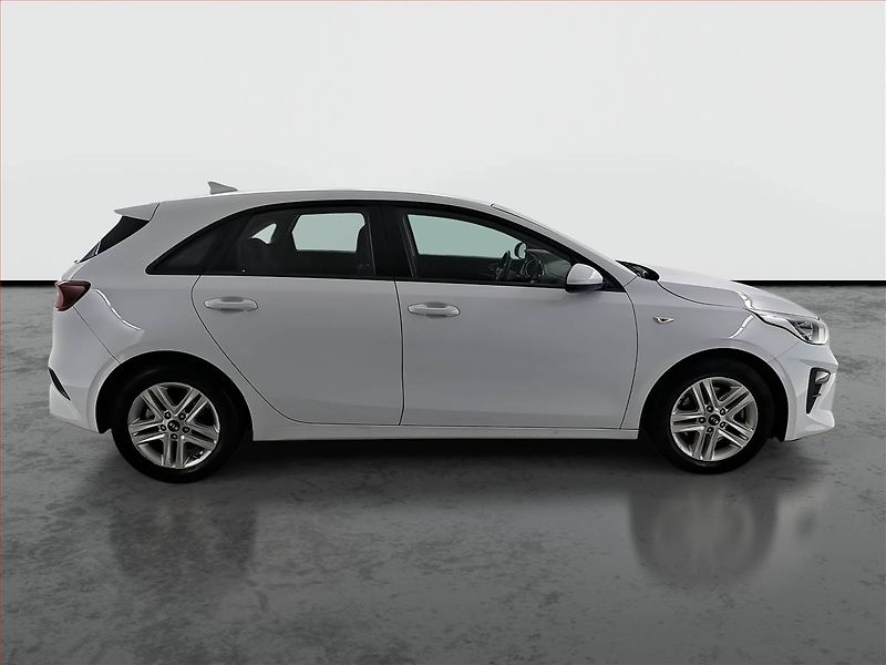 Kia Ceed (2021) 1.5 T-GDI, Automat, Serv.kniha - fotka 6 z 19