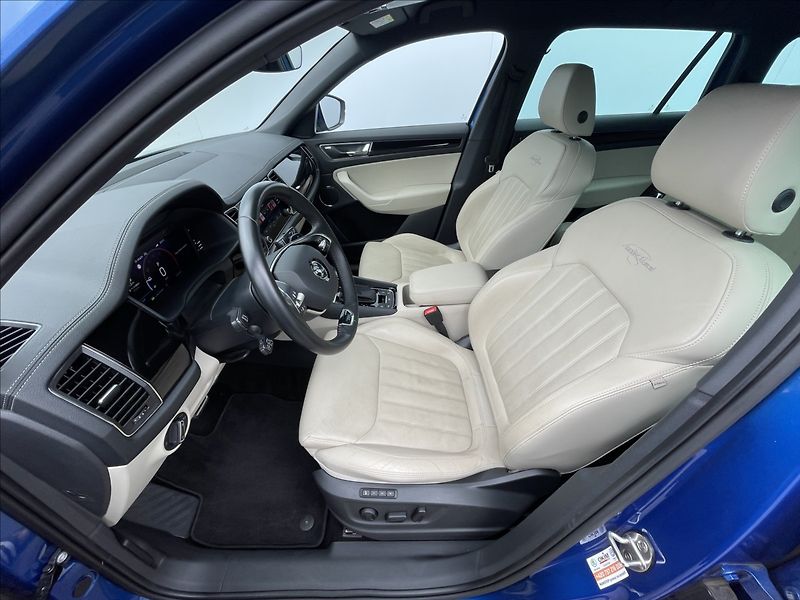 Škoda Kodiaq 2,0 TDI 4x4 DSG L&K TAŽNÉ - fotka 4 z 24