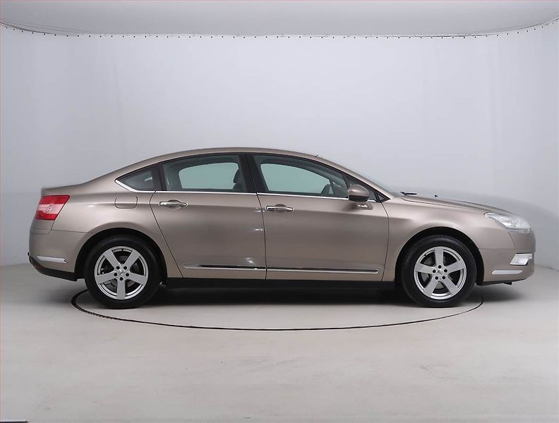 Citroën C5 (2011) 2.0 HDi , Automat, Serv.kniha - fotka 6 z 19