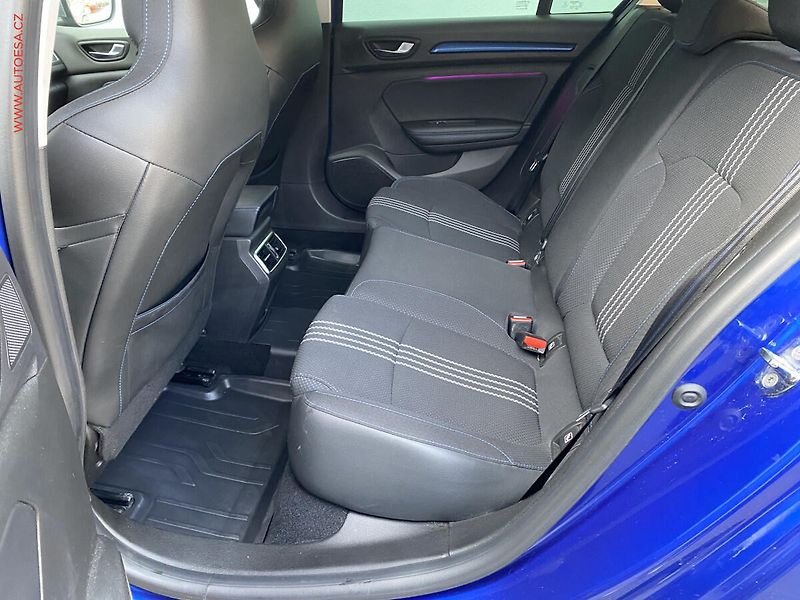 Renault Mégane (2018) 1.6 TCe, GT Line, AT, LED - fotka 10 z 15
