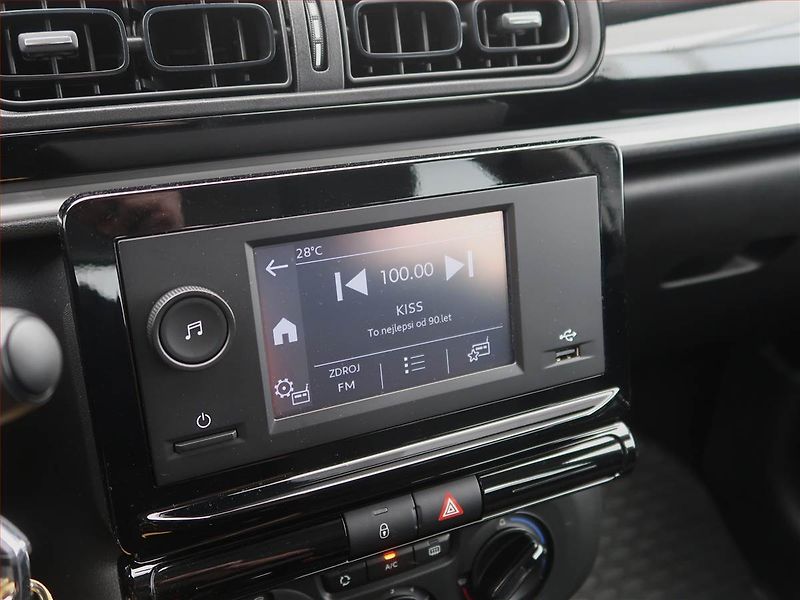 Citroën C3 (2024) Feel 1.2 PureTech, ČR,1.maj - fotka 19 z 20