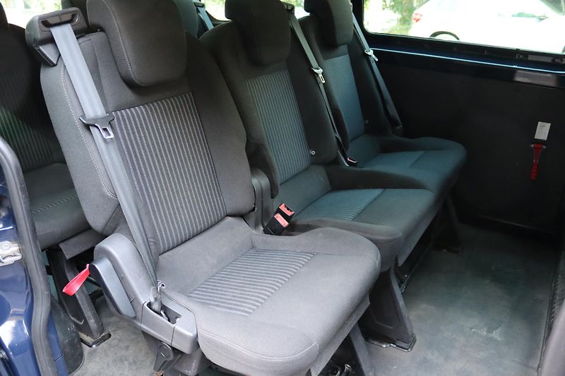 Ford Transit Custom 2.2TDCI 74kW 8 MÍST - fotka 45 z 50