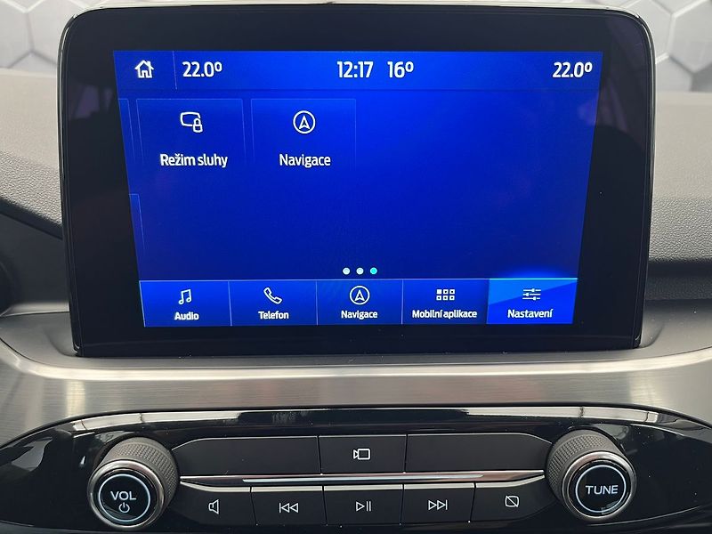 Ford Kuga 2.5 HEV 4x4 TITANIUM ZAMLUVENO - fotka 19 z 63