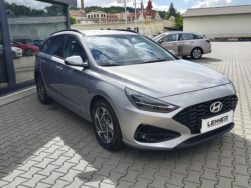 Hyundai i30 1.0 T-GDI/74kW Smart CLIMATE D - fotka 3 z 29