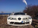 Chátrající Mercedes-Benz SLR McLaren.