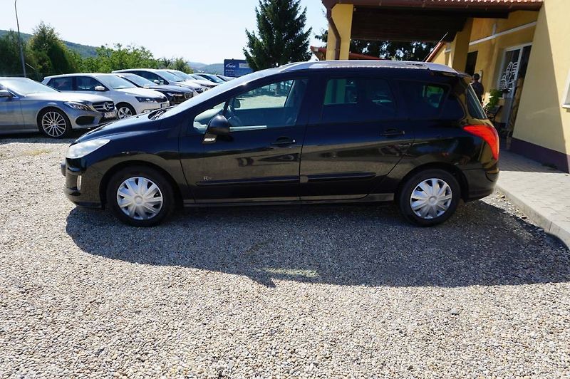 Peugeot 308 (2010) 1,6 HDI  nové v ČR - fotka 3 z 24