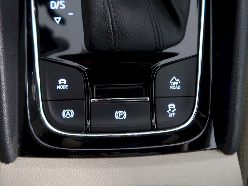 Škoda Kodiaq (2022) L&K 2.0TDI 147KW 4x4 7MÍST WEB - fotka 40 z 51